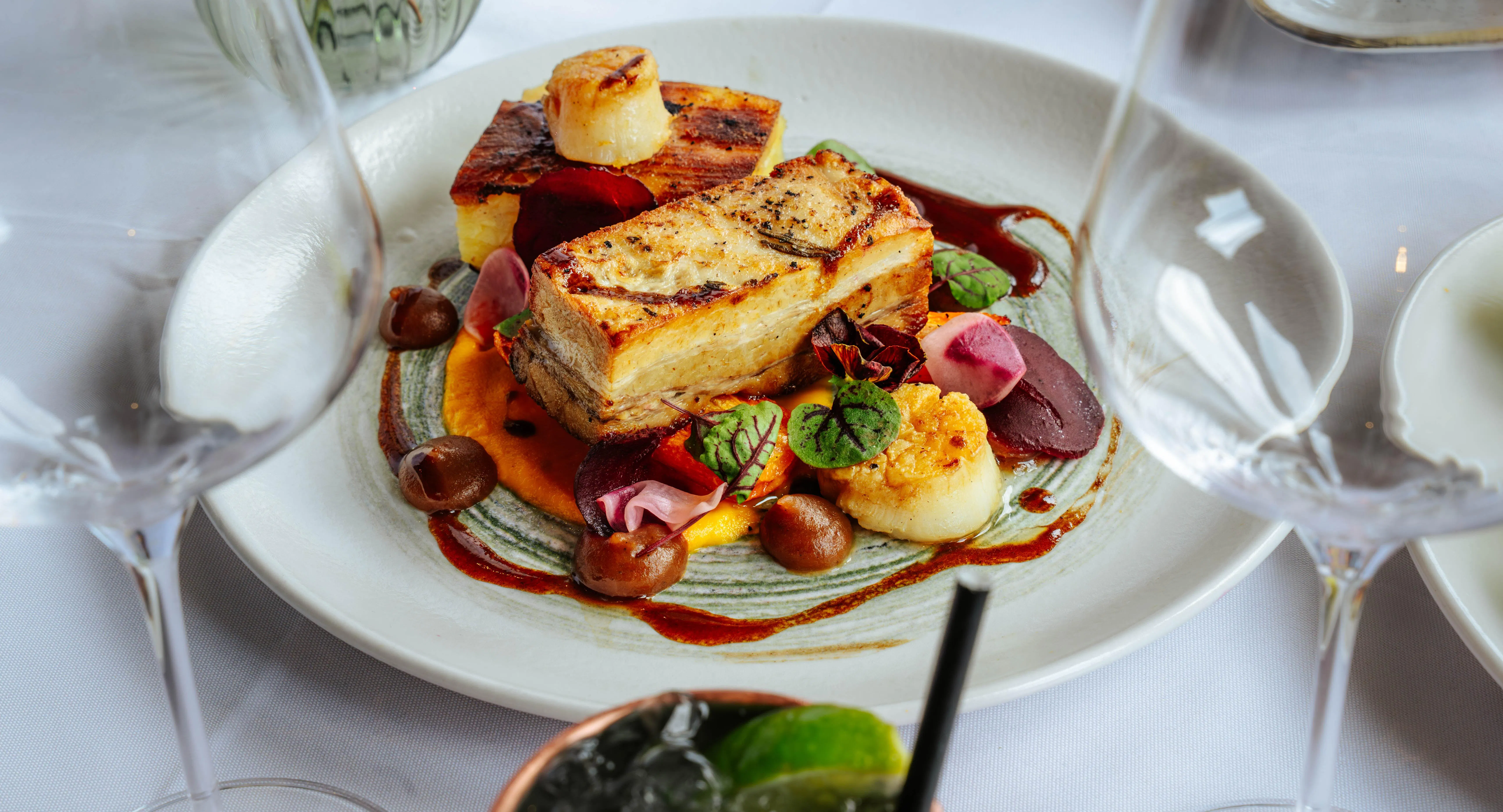 Restaurant The Ox Pub & Rooms in Parkstone, Poole