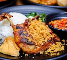 Restaurant Bebek Goreng Pak Ndut - SingPost Centre in Paya Lebar, 新加坡