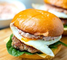 Restaurant The Rise Cafe Bar & Restauarant in East Perth, Perth