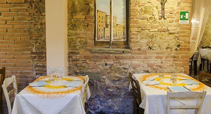 Photo of restaurant Ristorante Pizzeria Spaccanapoli in Centre, Livorno - Photo 2