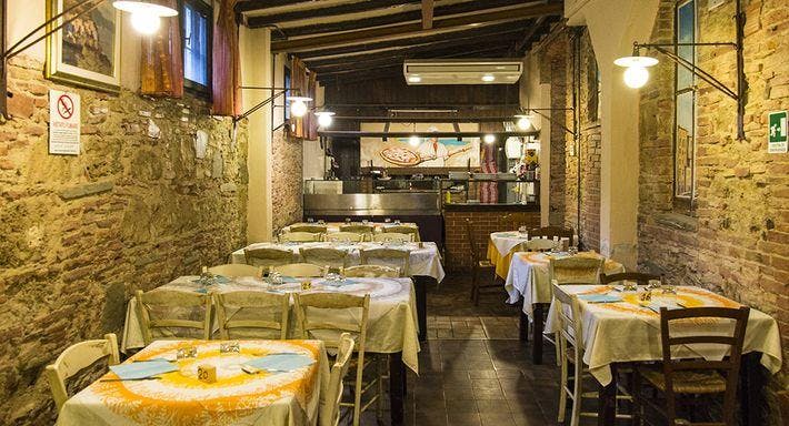 Photo of restaurant Ristorante Pizzeria Spaccanapoli in Centre, Livorno - Photo 1