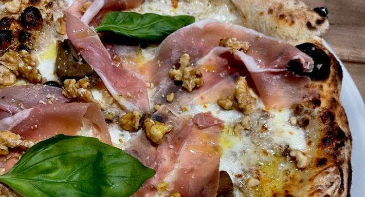 Restaurant Chapeau 97 Pizzeria in Copertino, Lecce