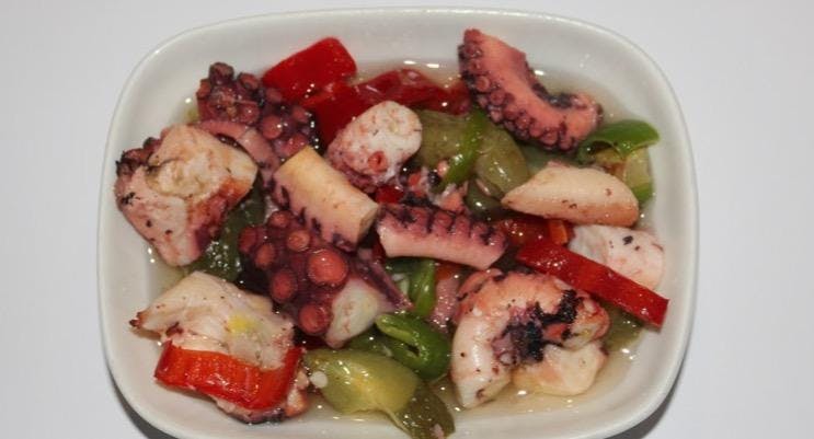 Restaurant DERSAADET Cafe Restaurant Bar in Karaköy, Istanbul