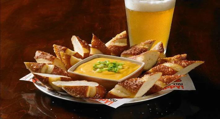 Photo of restaurant Hooters Newcastle in Grainger Town, Newcastle - Photo 6