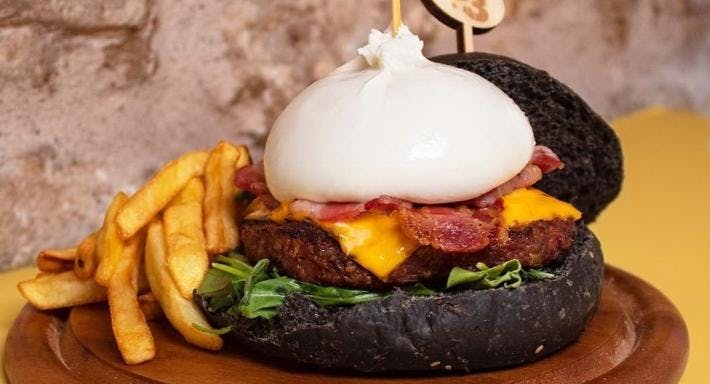 Photo of restaurant 33 Giri Gourmand Burgers in Campi Salentina, Lecce