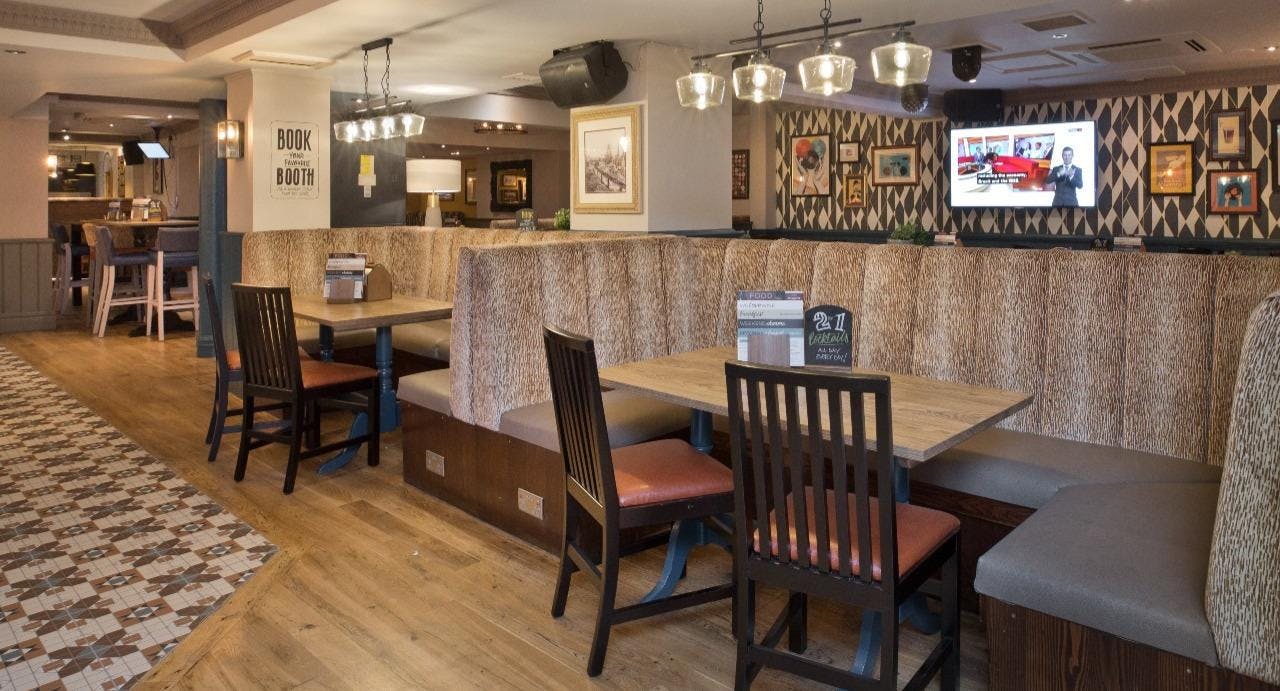 Restaurant The Merchant Cannock in Rumer Hill, Cannock