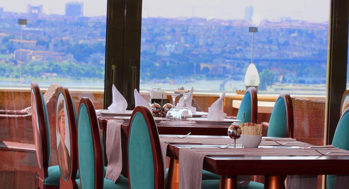 Beyoğlu, İstanbul şehrindeki Daru Sultan Hotel Teras Restaurant restoranının fotoğrafı
