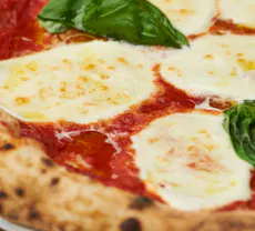 Restaurant Rossopomodoro curno in Curno, Bergamo