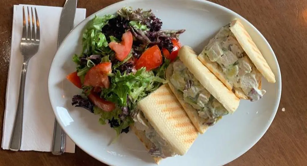 Photo of restaurant Alcedo Bistro & Bar in Holloway, London - Photo 8