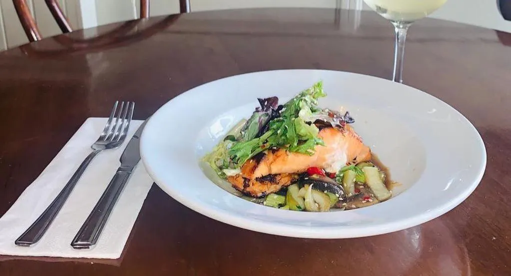 Photo of restaurant Alcedo Bistro & Bar in Holloway, London - Photo 9