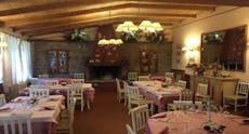 Restaurant Versilia Com'era in Castello, Larciano