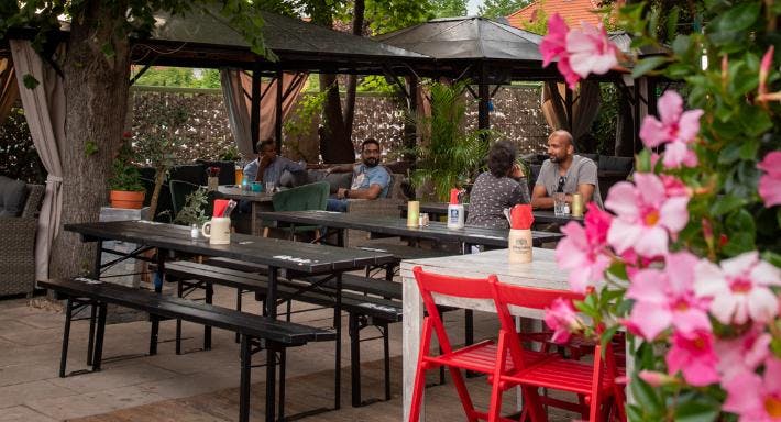 Bilder von Restaurant Dessi Tadka - Indian Street Food (Bodenseestr.) in Neuaubing, München - Photo 2