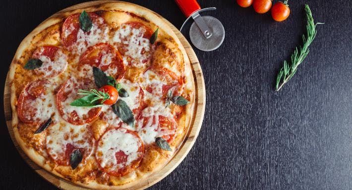 Photo of restaurant Pizzeria Buona Fortuna in City Centre, The Hague