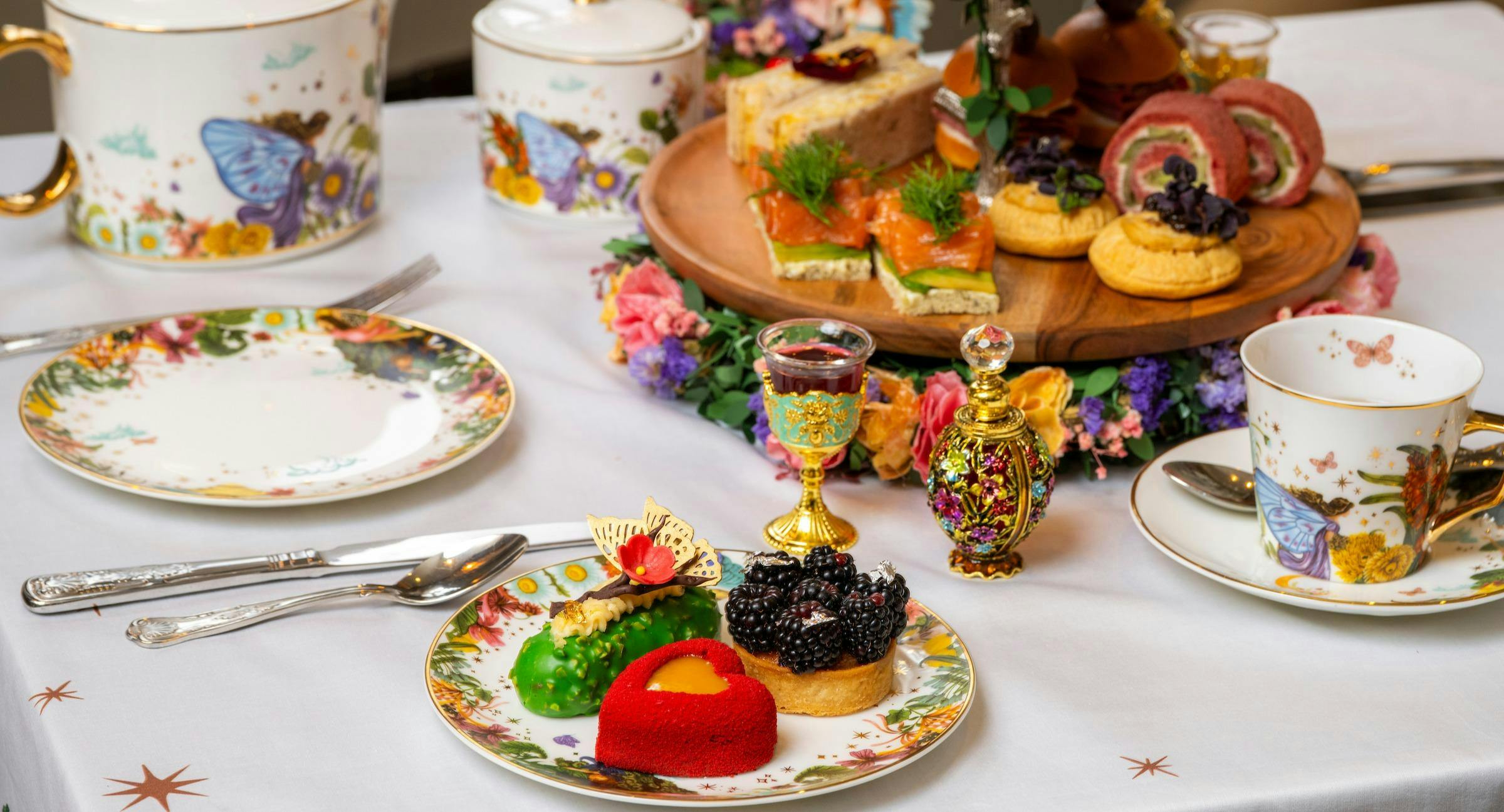 Photo of restaurant Kona Afternoon Tea in Westminster, London