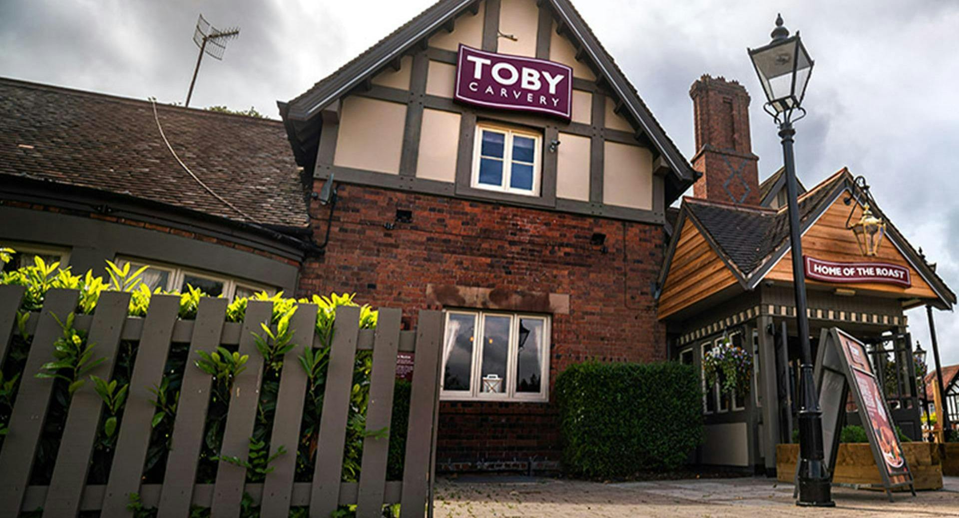 Photo of restaurant Toby Carvery Redhill in Reigate, Reigate - Photo 2