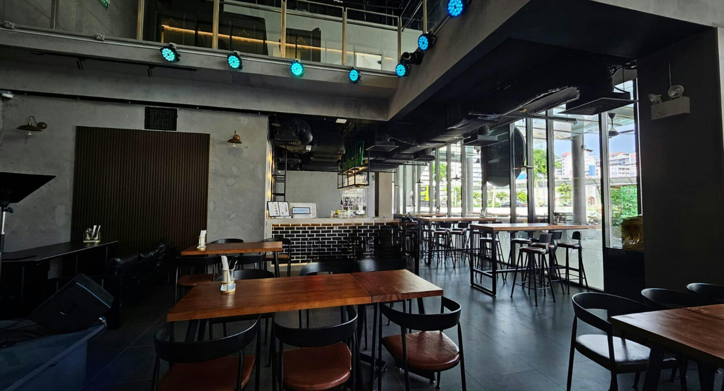 Image 1 of restaurant IMM Thai Fusion Bar & Bistro