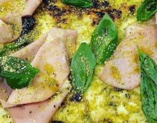 Restaurant Pizza E' Coccos' in Centro Storico, Naples