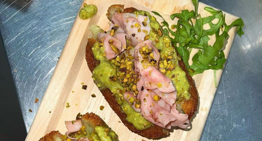 Photo of restaurant Cacace burger store in Pianura, Naples - Photo 4