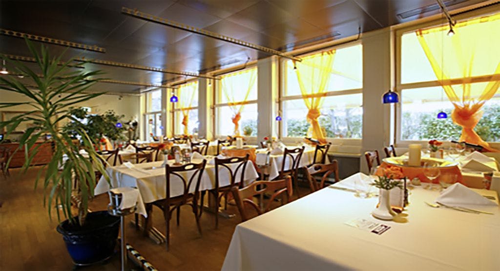 Photo of restaurant Landhus in District 11, Zurich