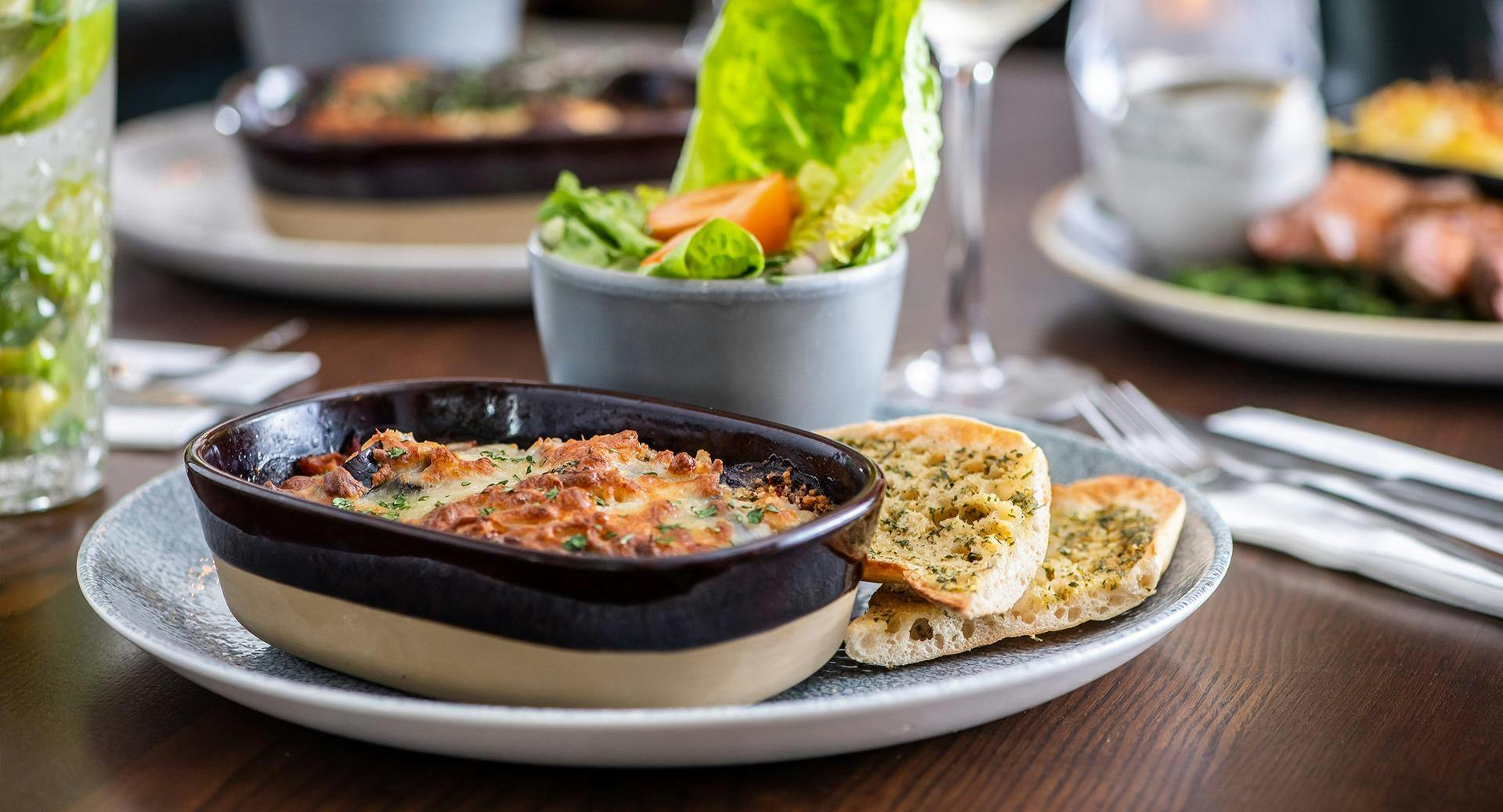 Restaurant The Balloch House in Dumbarton East, Dumbarton