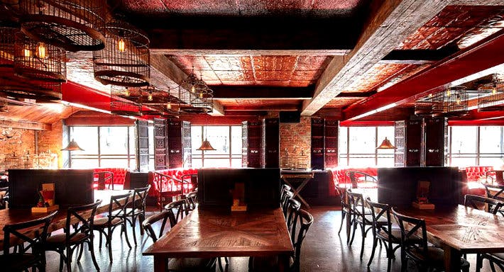 Image 1 of restaurant Blind Tiger