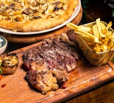 Restaurant Onyx Italian in Uxbridge, London