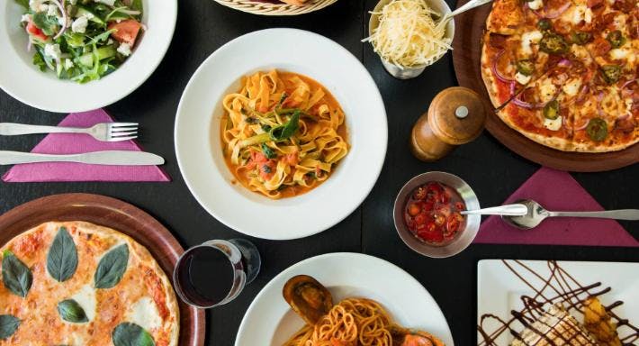 Restaurant Christo's Five Way Pizzeria in Paddington, Sydney