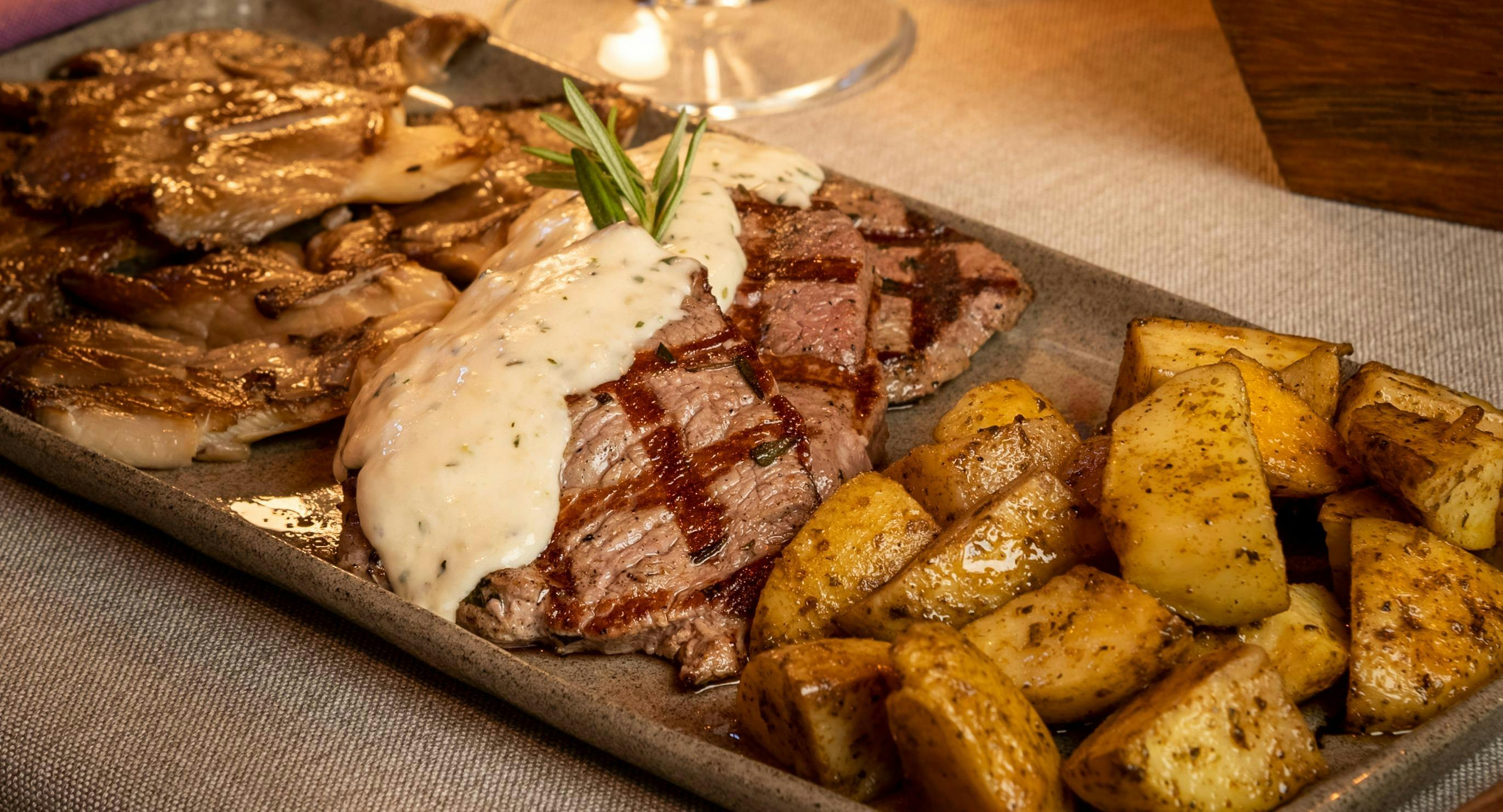 Photo of restaurant Vigneron Wine House in Beyoğlu, Istanbul - Photo 2