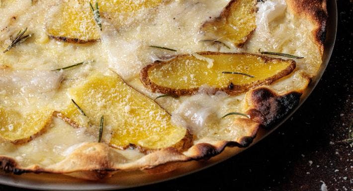 Photo of restaurant Volta Romana Pizzeria in Ardeatino, Rome - Photo 3