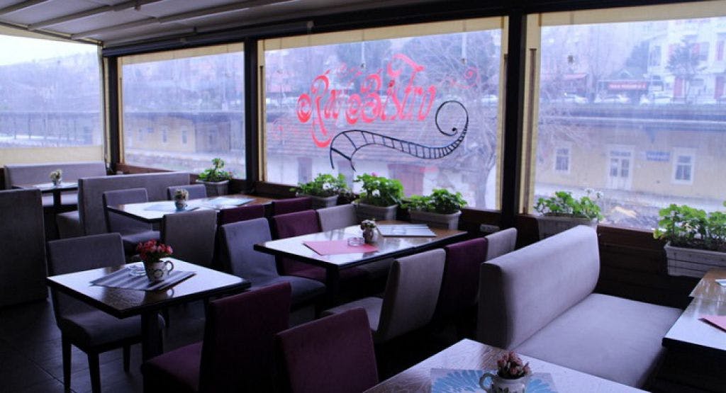 Bakırköy, İstanbul şehrindeki Ray Bistro Lounge restoranının fotoğrafı