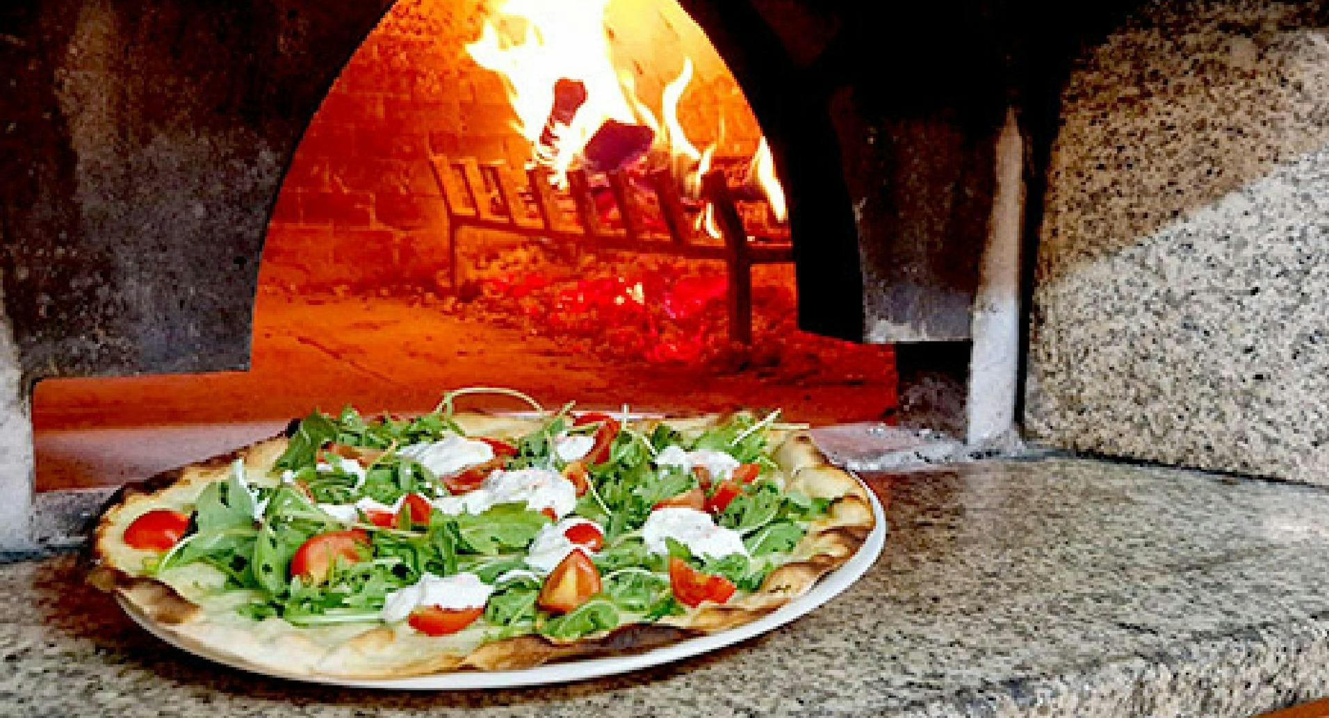 Restaurant Officine della Pizza in Morena, Rome