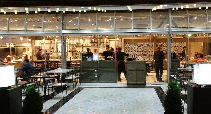 Photo of restaurant Loti Cafe Dining in Fatih, Istanbul - Photo 2