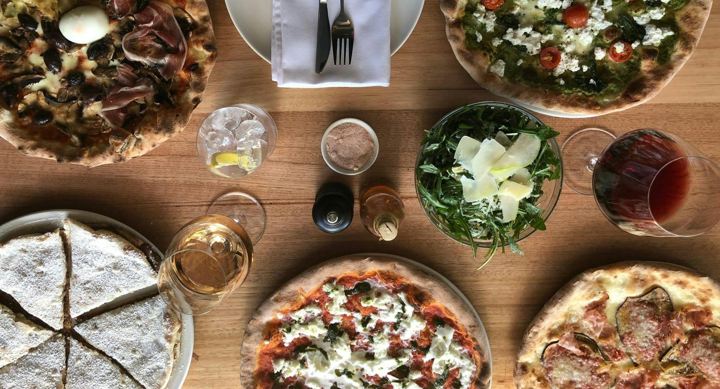 Restaurant Oh Happy Day Pizza & Wine in Caulfield, Melbourne