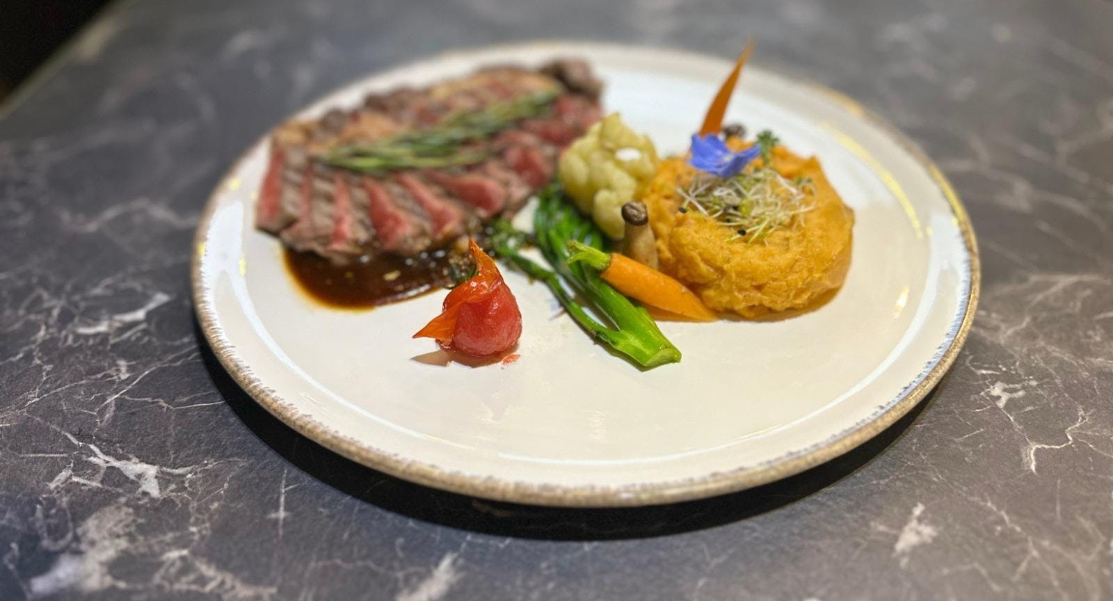 Photo of restaurant Moi Sunrise in Kreuzberg, Berlin - Photo 10