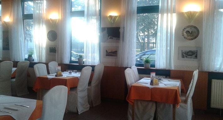Photo of restaurant Leonidas Restaurant in Rannersdorf, Vienna - Photo 1