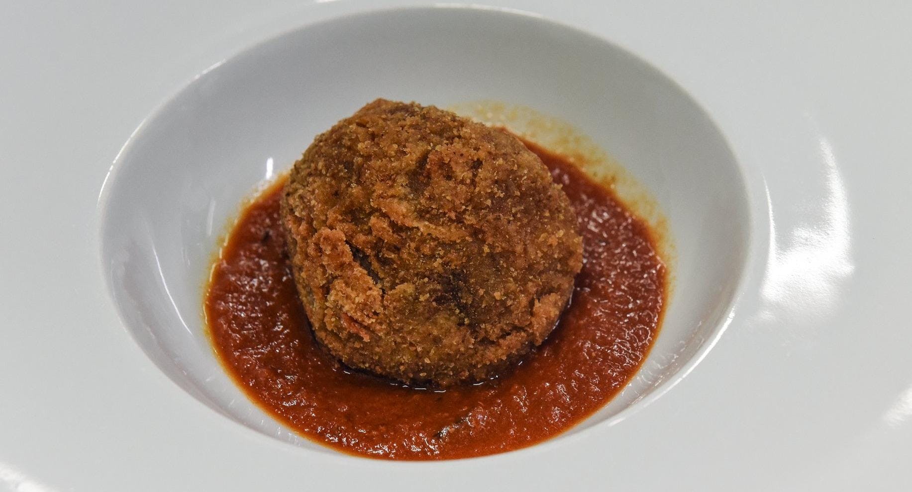 Restaurant Antico Casale Smiraglia in Marano di Napoli, Naples