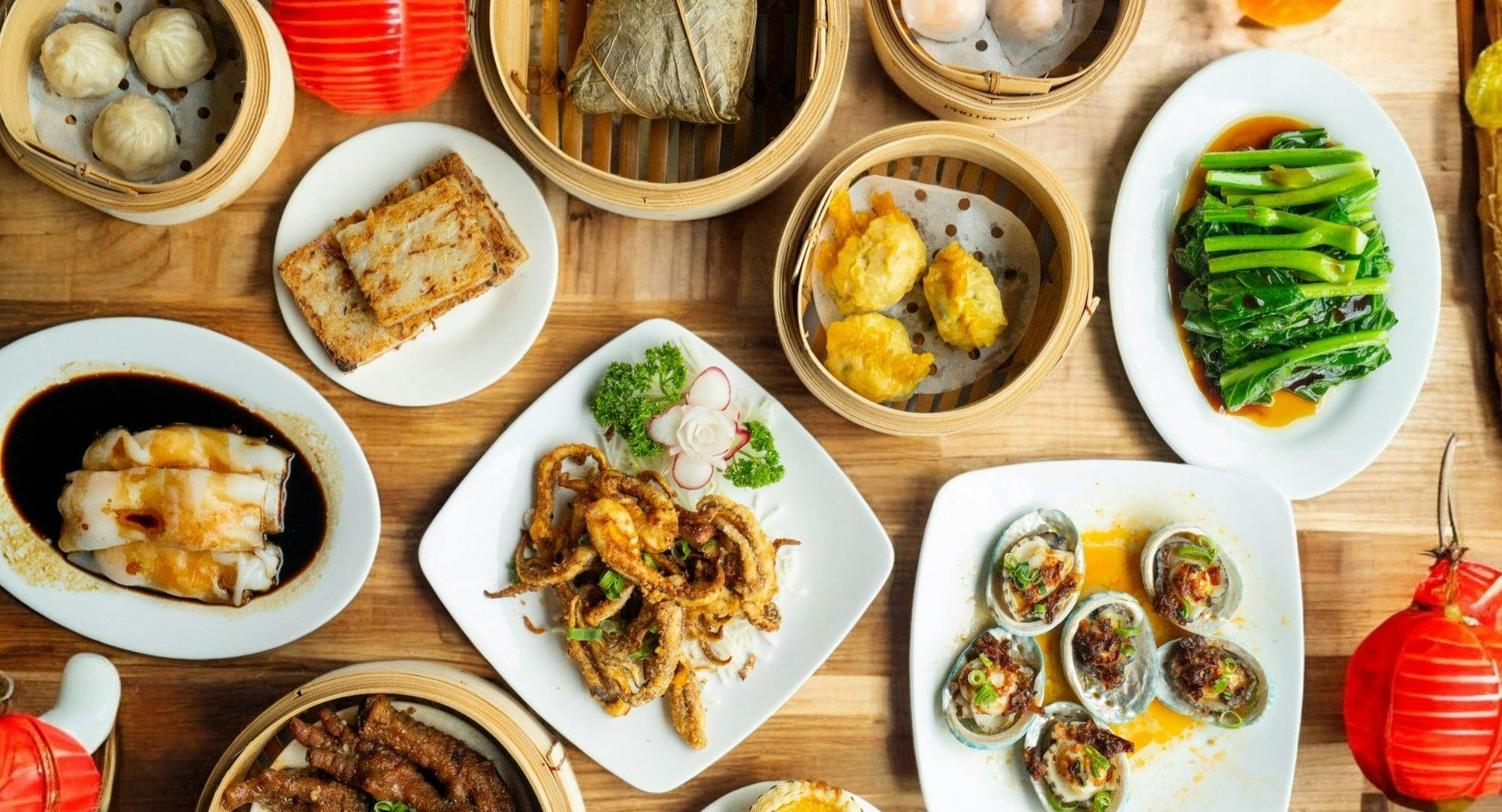 Restaurant Le & Co Restaurant Bar Cafe in St Albans, Melbourne