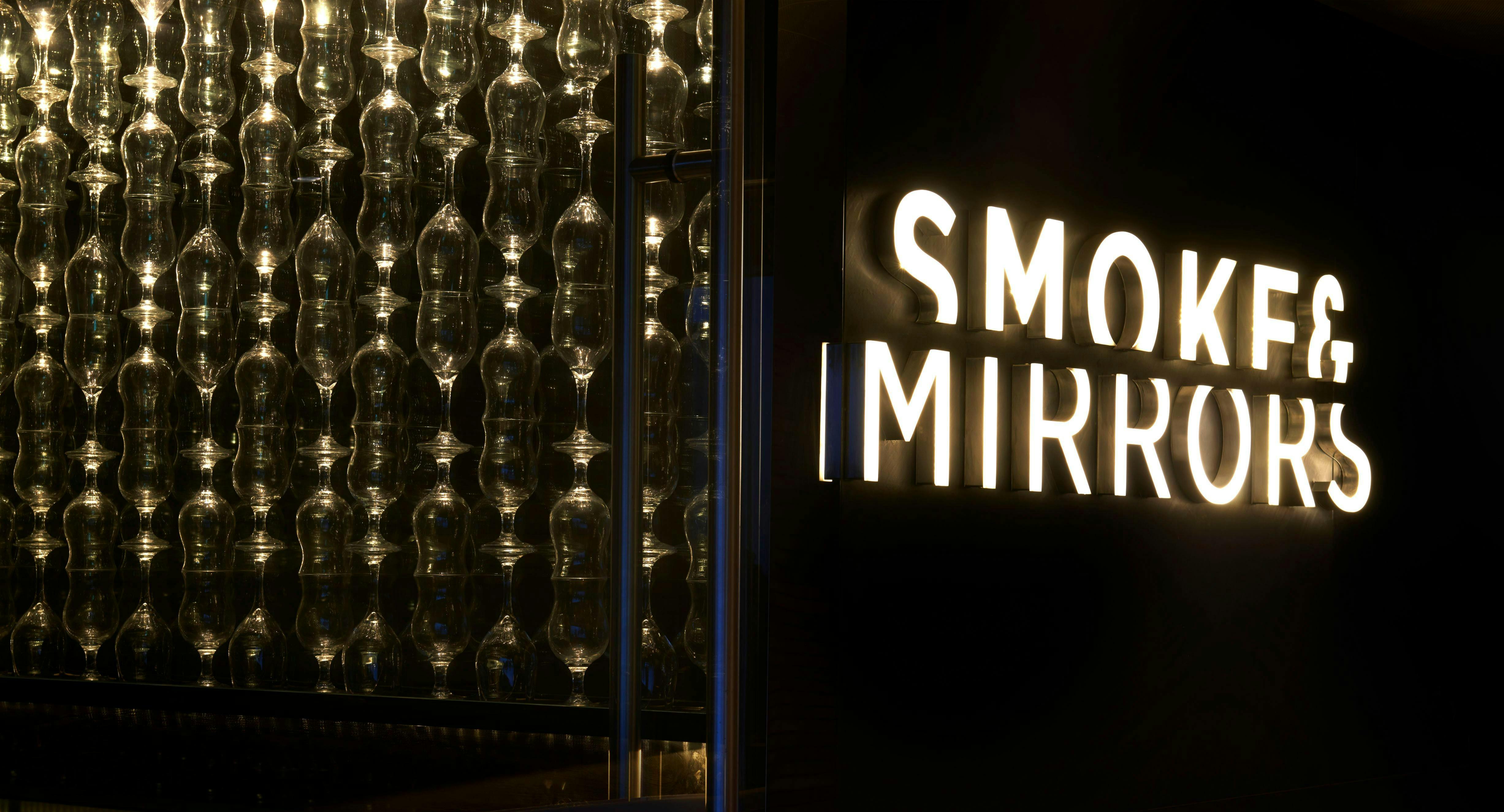 Photo of restaurant Smoke & Mirrors in City Hall, 新加坡