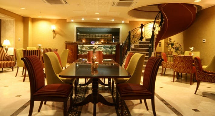 Restaurant The Central Palace Taksim in Beyoğlu, Istanbul