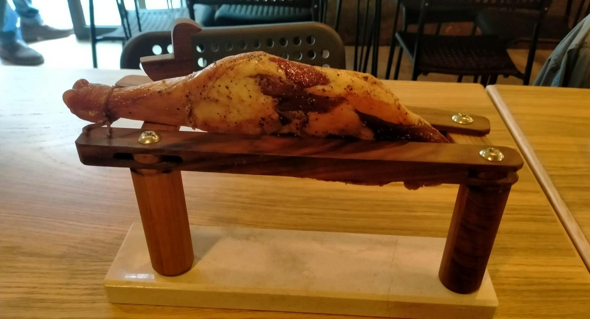 Restaurant La Gustoteca food wine & beer in Sant'Agnello, Naples