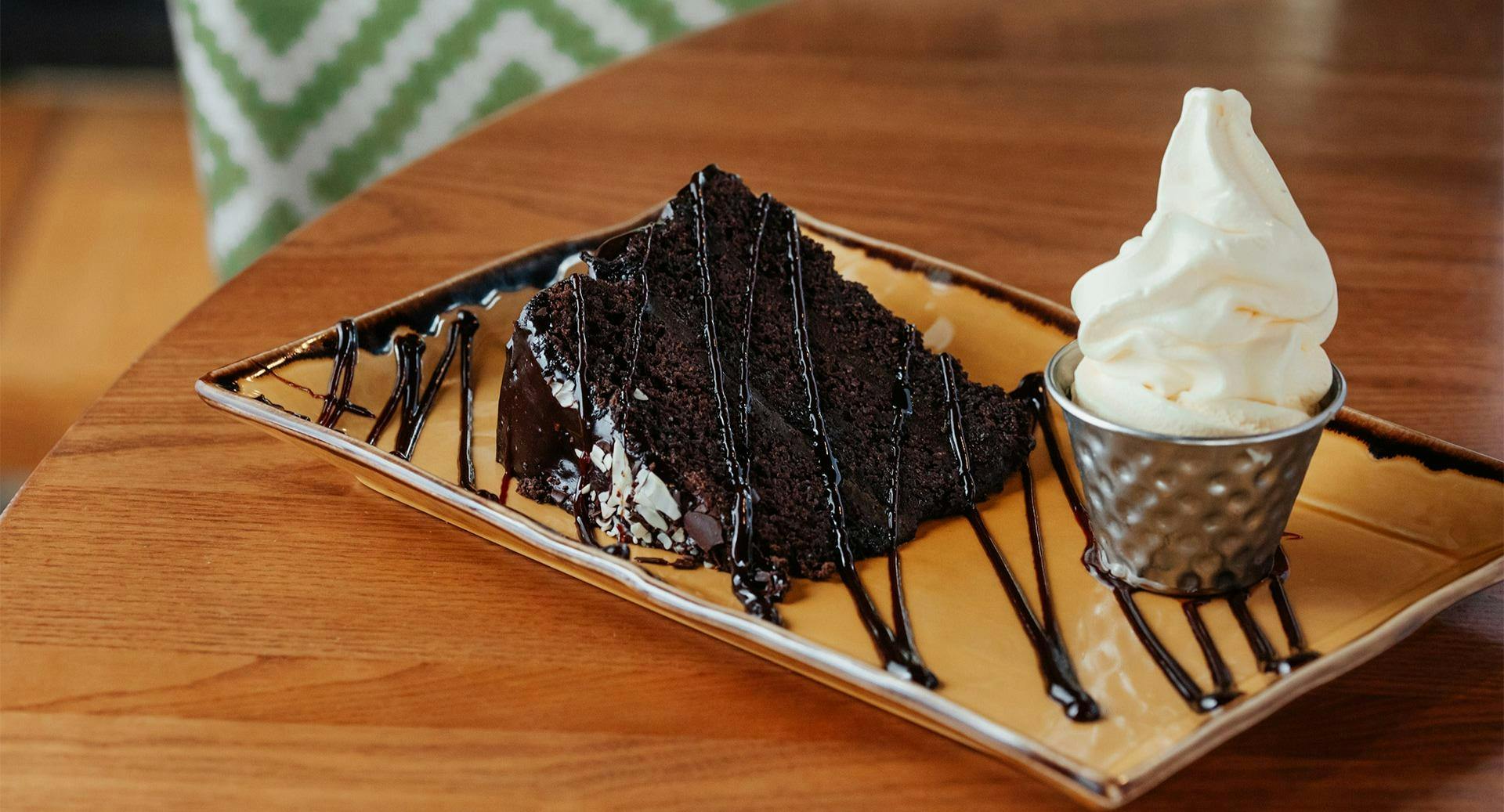 Restaurant HARVESTER KINGS HEAD FRIMLEY GREEN in Town Centre, Camberley