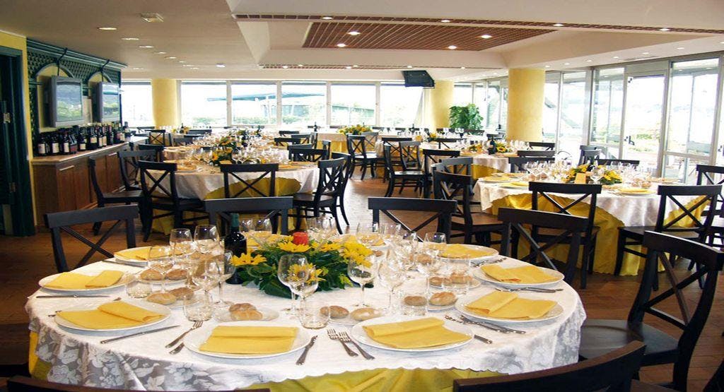 Photo of restaurant Ristorante L'Ippodromo in San Rossore, Pisa
