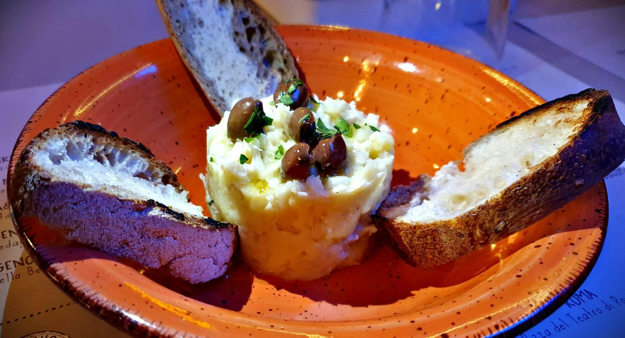 Ristorante MANI PIZZA & CUCINA ALBENGA a Albenga, Savona