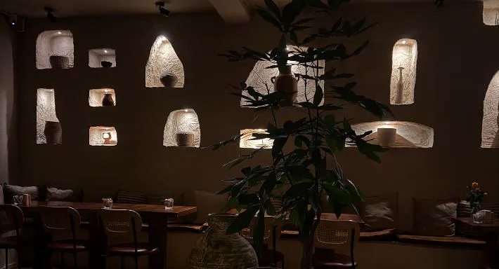 Photo of restaurant Chakra Cafe (Coffee, Breakfast & Brunch) in Hornsey, London - Photo 6