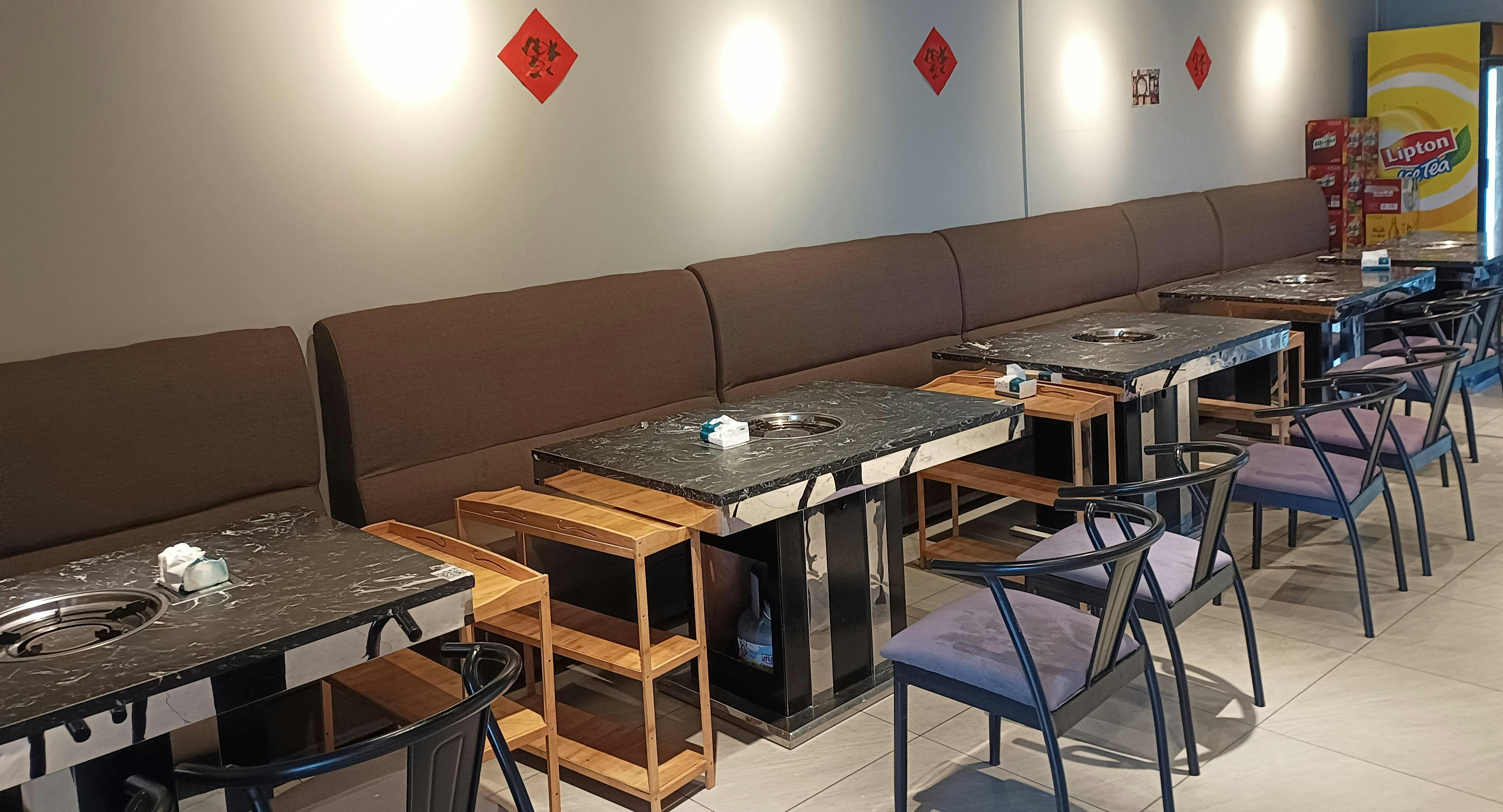 Restaurant Big Pot in Albany, Auckland