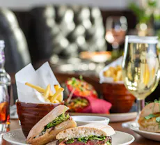 Restaurant The Snowy Owl in Cramlington, Cramlington