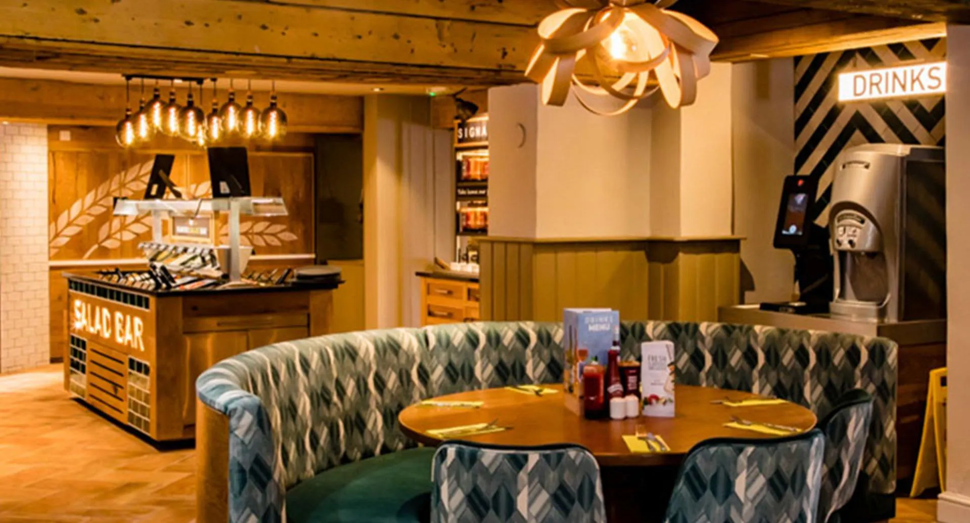 Photo of restaurant HARVESTER COMPASSES HORNCHURCH in Romford, London - Photo 6