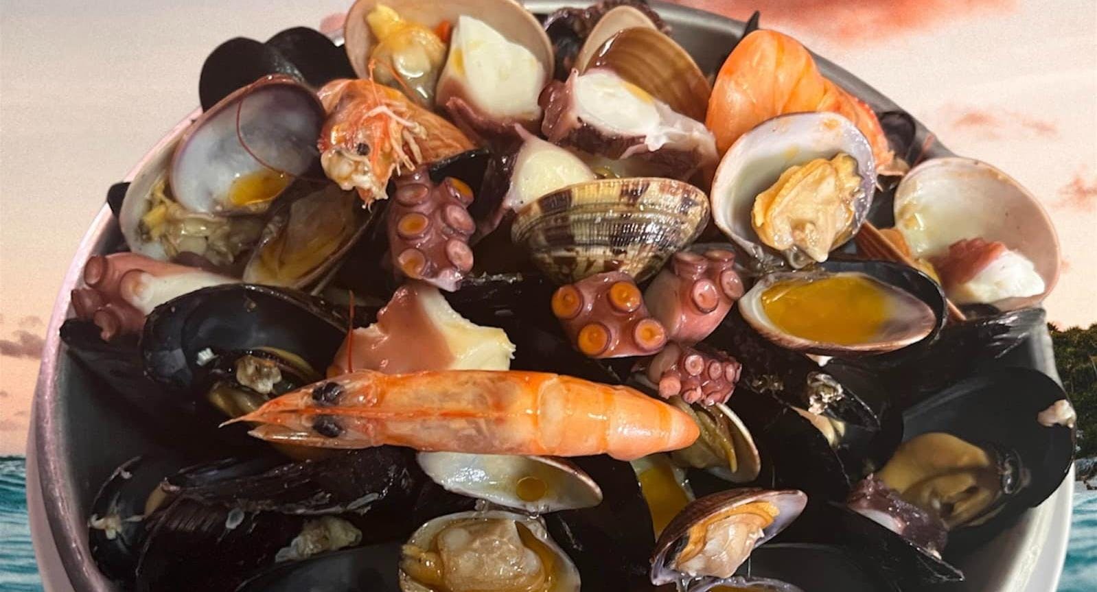 Restaurant La Cantina di Coroglio “NUOVA GESTIONE “ in Bagnoli, Naples