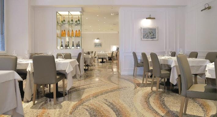 Restaurant CANTINE A MARE - Ristorante di Pesce in Porta Vittoria, Milan