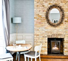 Restaurant Light on the Common in Wimbledon, London